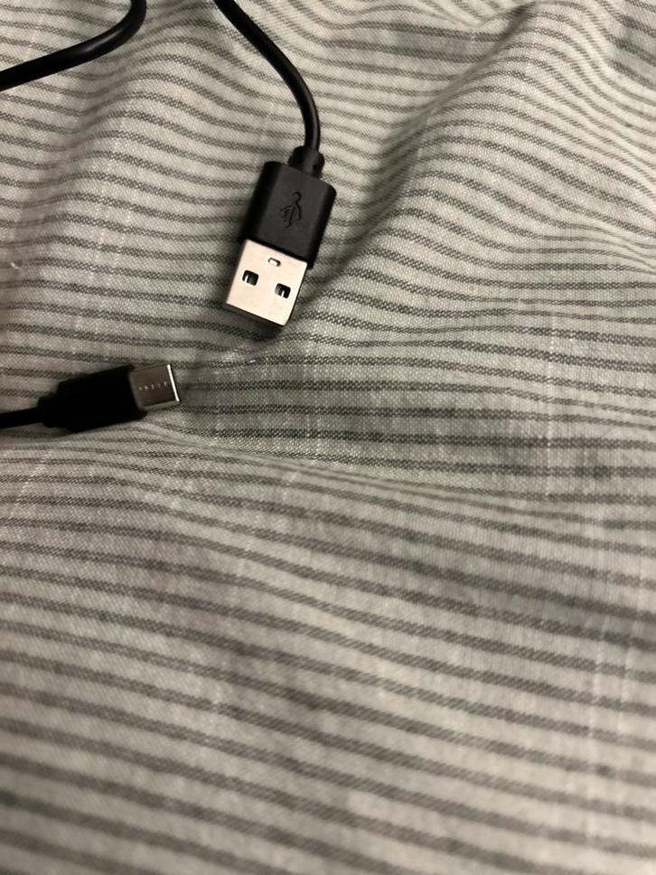 GoPro Hero 10 Black + Chestmount - Zo goed als nieuw!, Audio, Tv en Foto, Actiecamera's, Zo goed als nieuw, GoPro, Ophalen of Verzenden