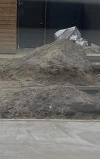 Tuingrond - 2 a 3 m3, Ophalen, Gebruikt, Ophoogzand