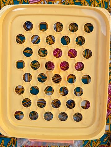 Originele Tupperware deegrooster / vormhulp  beschikbaar voor biedingen