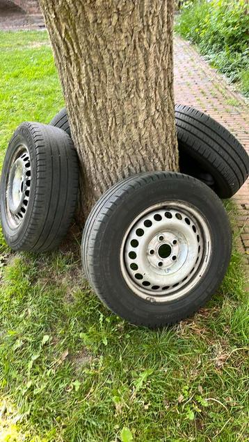 215/65R/16C Michelin banden op stalen velgen VW Transporter beschikbaar voor biedingen