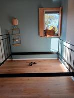 Stalen bed 1.60 x 200 cm, Ophalen of Verzenden, Zo goed als nieuw, Tweepersoons, 90 cm