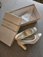 Nieuw bruidsschoenen Pearl nina fiarucci 41 trouwjurk, Ophalen of Verzenden, Nieuw, Wit