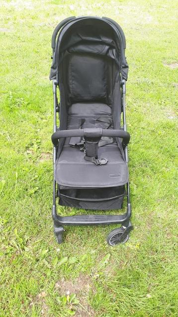 Nette zwarte Buggy van Bellettini beschikbaar voor biedingen