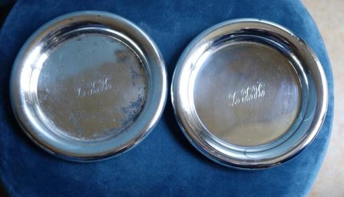 Verzilverde WMF (kinder-)bordjes met de inscriptie H.K.Z, Antiek en Kunst, Antiek | Bestek, Ophalen of Verzenden