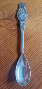 Lepeltje van Wilhelmina, Verzamelen, Koninklijk Huis en Royalty, Ophalen of Verzenden, Gebruikt, Speld(je) of Lepel(tje)