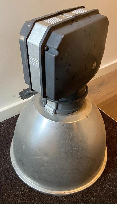 Hanglamp met lichte aluminium kap - Industrieel, 5 stuks, Huis en Inrichting, Lampen | Hanglampen, Gebruikt, Minder dan 50 cm