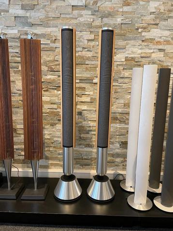 Beolab 28 (Alu/Oak) streaming B&O Bang en Olufsen beschikbaar voor biedingen
