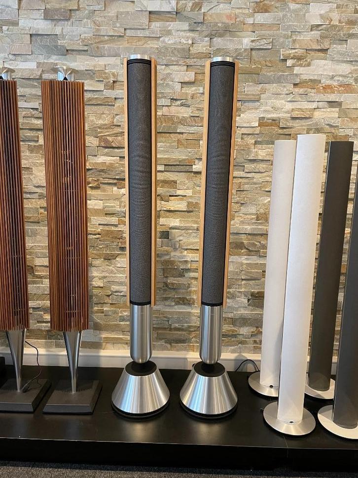 Beolab 28 (Alu/Oak) streaming B&O Bang en Olufsen, Audio, Tv en Foto, Luidsprekers, Zo goed als nieuw, Front, Rear of Stereo speakers