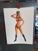 Vintage Poster - Bikini Dame met Legerhoed - Curiosa Brocant, Antiek en Kunst, Ophalen