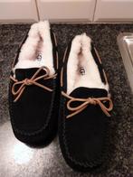 Ugg Dakota. Maat 36. NIEUW, Ophalen of Verzenden, Zo goed als nieuw, Zwart, Pantoffels of Sloffen