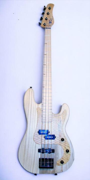 Kritz 4-String Vintech Deluxe P-bass