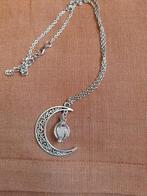 Ketting maan met glow in the dark bolletje, Ophalen of Verzenden, Nieuw, Overige materialen