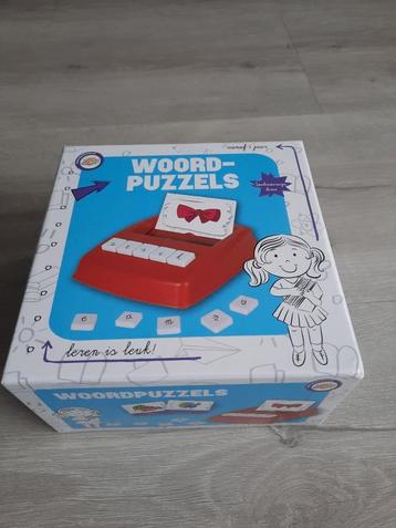 Woord Puzzels beschikbaar voor biedingen