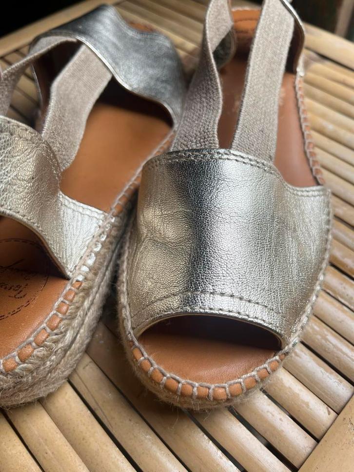 Nieuwe Gouden Espadrilles - Maat 38 Toni Pons Origens, Kleding | Dames, Schoenen, Nieuw, Espadrilles of Moccasins, Overige kleuren