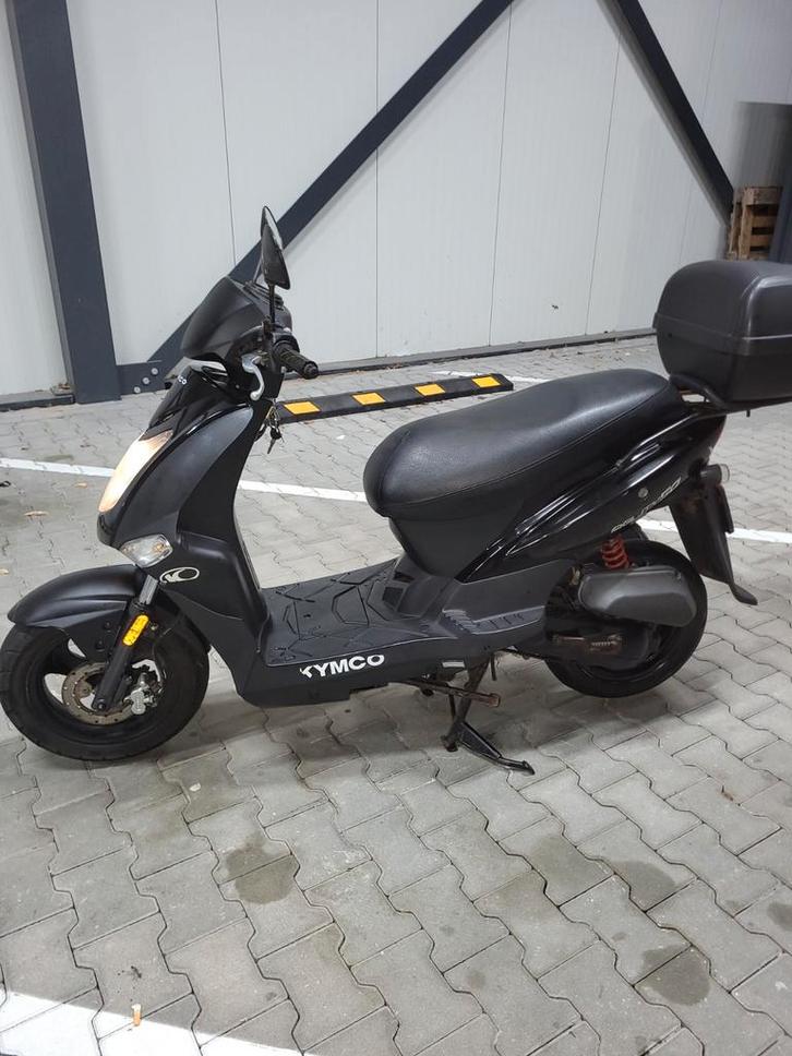 Kymco agility uit 2014, Fietsen en Brommers, Scooters | Kymco, Zo goed als nieuw, Agility, Benzine, Ophalen of Verzenden
