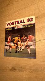 Panini album voetbal 82 met rookie Rijkaard en Gullit, Verzamelen, Ophalen of Verzenden, Zo goed als nieuw, Poster, Plaatje of Sticker