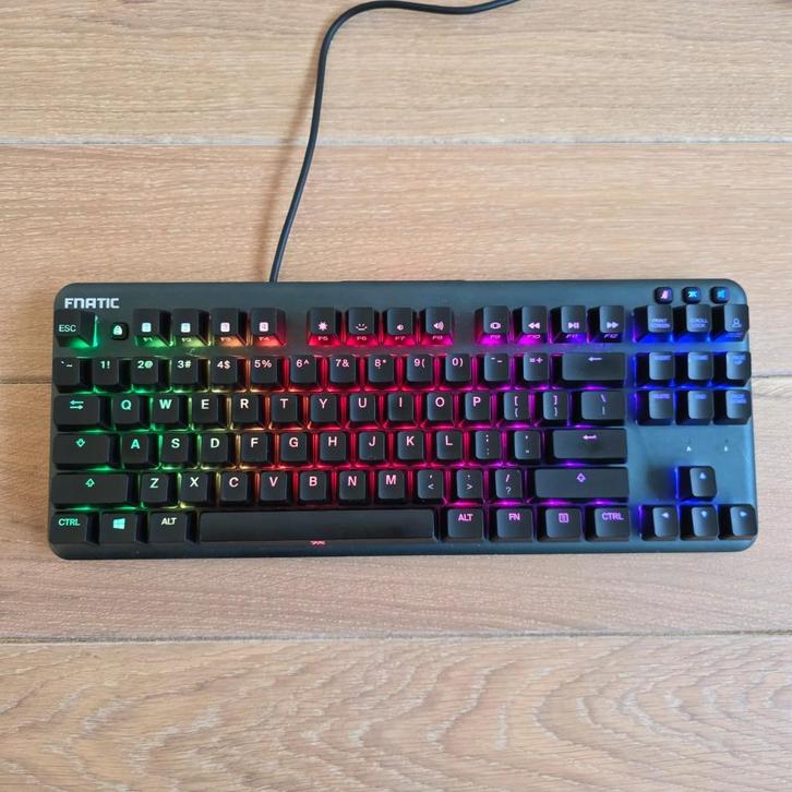 Gaming Toetsenbord Fnatic Ministreak MX silent red, Computers en Software, Toetsenborden, Zo goed als nieuw, Qwerty, Bedraad, Ergonomisch