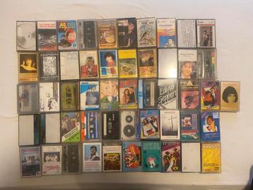 Veel cassette bandjes €30 alles Nederlandstalig Duits beschikbaar voor biedingen