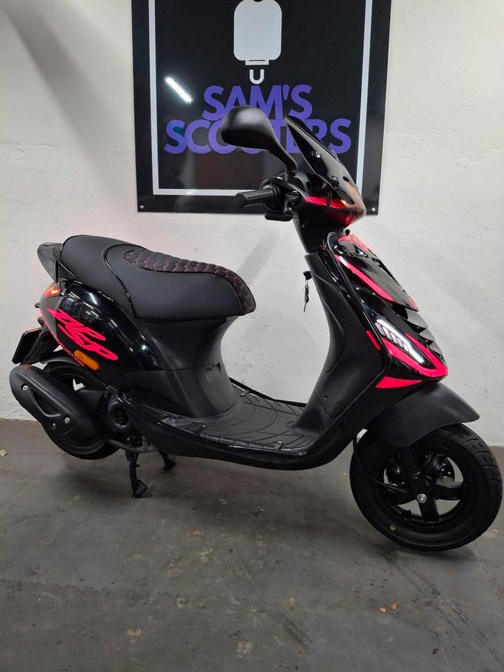 Piaggio Zip 3576KM Full Option, Fietsen en Brommers, Brommers | Overige merken, Gebruikt, Maximaal 45 km/u, Ophalen