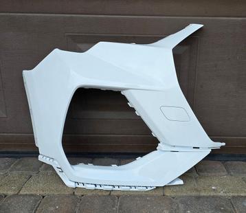 Voorbumper Hoek AUDI Q3 83A F3 S-Line 83A807438D RECHTS LY9L beschikbaar voor biedingen