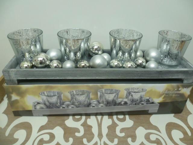 4x waxine lichthouders glaasjes op tray +kerst ballen zilver, Diversen, Kerst, Nieuw, Ophalen of Verzenden