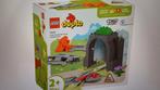 Lego Duplo 10425 Treintunnel -NIEUW en ONGEOPEND-, Ophalen of Verzenden, Nieuw, Complete set, Duplo
