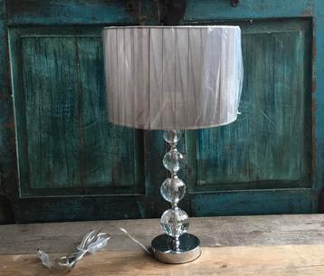 Tafellamp met organza kap en kristal voet - set van 2 stuks beschikbaar voor biedingen