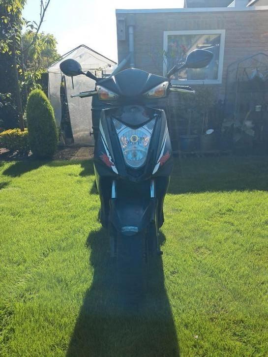 Kymco agility 50 scooter, Fietsen en Brommers, Scooters | Overige merken, Zo goed als nieuw, Ophalen of Verzenden