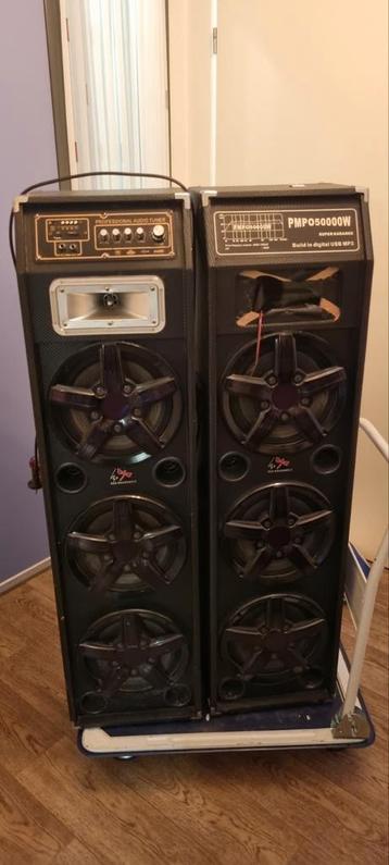 vintage karaoke boxen met licht beschikbaar voor biedingen