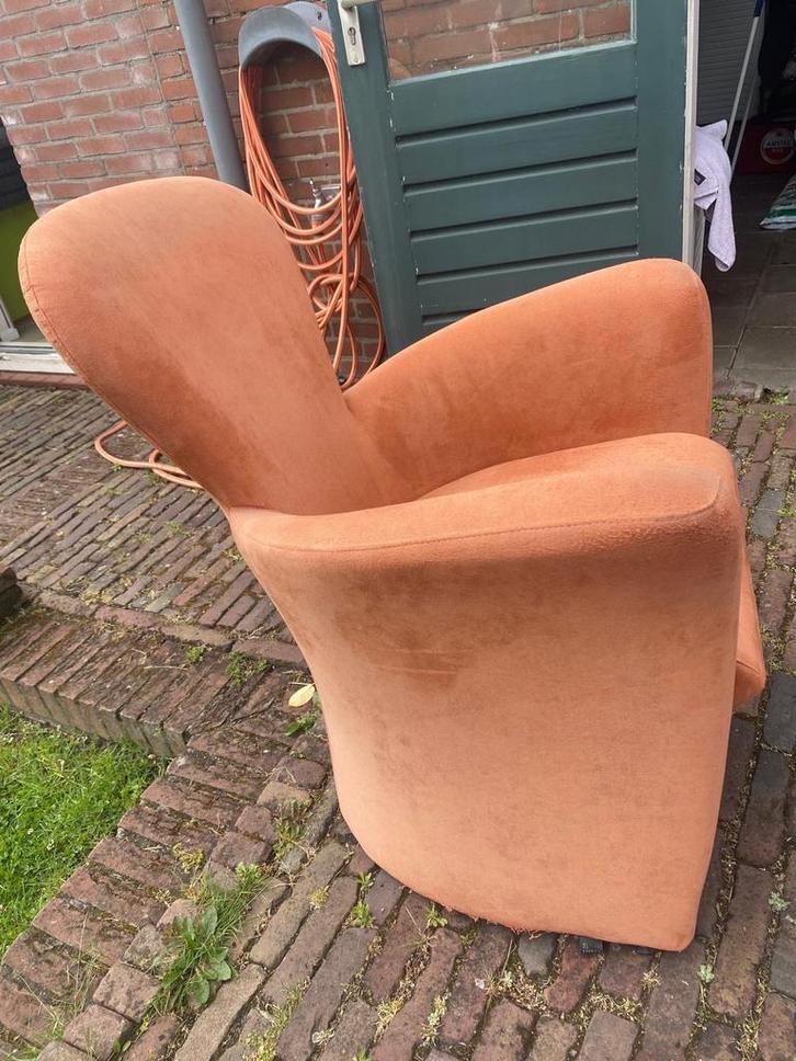 Twee oranje leolux stoelen, Huis en Inrichting, Fauteuils, Gebruikt, Leer, 50 tot 75 cm, Minder dan 75 cm, Ophalen