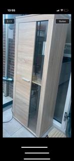 Houten kast in goede staat, Huis en Inrichting, Kasten | Vitrinekasten, Zo goed als nieuw, 150 tot 200 cm, 25 tot 50 cm, Overige houtsoorten