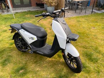 E-max VS1 2023 beschikbaar voor biedingen