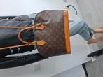 Louis vuiton alma, Ophalen of Verzenden, Zo goed als nieuw, Bruin, Handtas