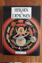 Francis King - Heksen en Demonen, Ophalen of Verzenden, Gelezen
