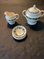 Wedgwood Stratford suikerpot en roomkannetje, Huis en Inrichting, Keuken | Servies, Overige typen, Ophalen of Verzenden, Zo goed als nieuw