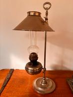 Antieke olielamp met kap, Ophalen