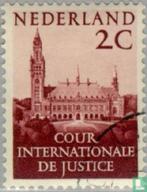 Nederland, Gestempeld Cour Int. de Justice 1951 NVPH D27/D32, Postzegels en Munten, Postzegels | Nederland, Na 1940, Verzenden