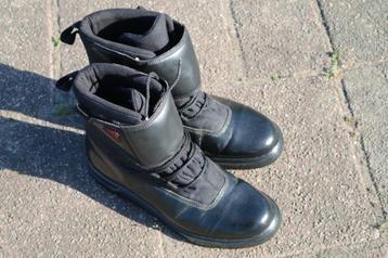 Adidas - 42 beschikbaar voor biedingen
