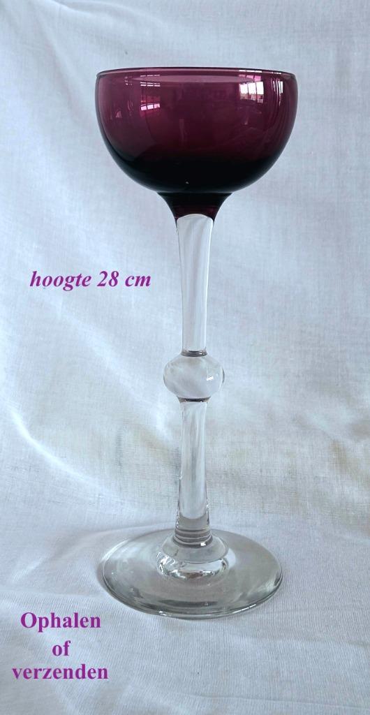 Paars Glas Balusterstam 28 h Knoop in stam Knobbelstam, Antiek en Kunst, Antiek | Glas en Kristal, Ophalen