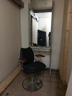 Kappersstoel met spiegelwand compleet, Diensten en Vakmensen, Kappers en Thuiskappers, Knippen