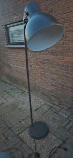 Vloerlamp grijs te koop, Ophalen of Verzenden, Gebruikt, 150 tot 200 cm