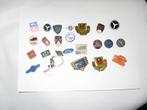 35 auto speldjes, Verzamelen, Ophalen of Verzenden, Zo goed als nieuw, Overige onderwerpen, Speldje of Pin