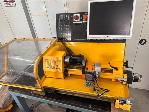 Mooie Emco Compact CNC 5, Doe-het-zelf en Verbouw, Draaibanken, Zo goed als nieuw, Metaaldraaibank, Minder dan 500 mm, Ophalen