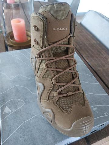 Lowa desert wandelschoenen. beschikbaar voor biedingen