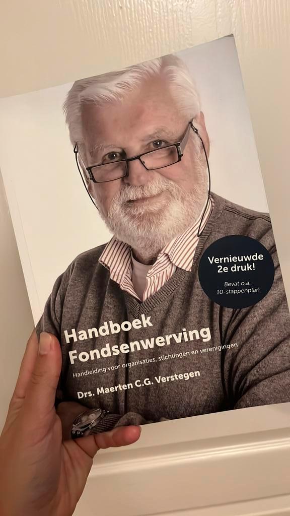 Maerten C.G. Verstegen - Handboek fondsenwerving, Boeken, Economie, Management en Marketing, Nieuw, Economie en Marketing, Ophalen of Verzenden