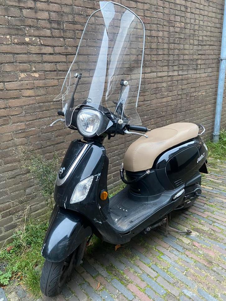 Sym Fiddle III E4 Bromfiets Scooter 2018 Geel kenteken, Fietsen en Brommers, Scooters | SYM, Gebruikt, Fiddle, Maximaal 45 km/u