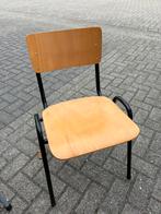 Houten stoelen stapelbaar, Gebruikt, Bruin, Ophalen of Verzenden, Vijf, Zes of meer stoelen