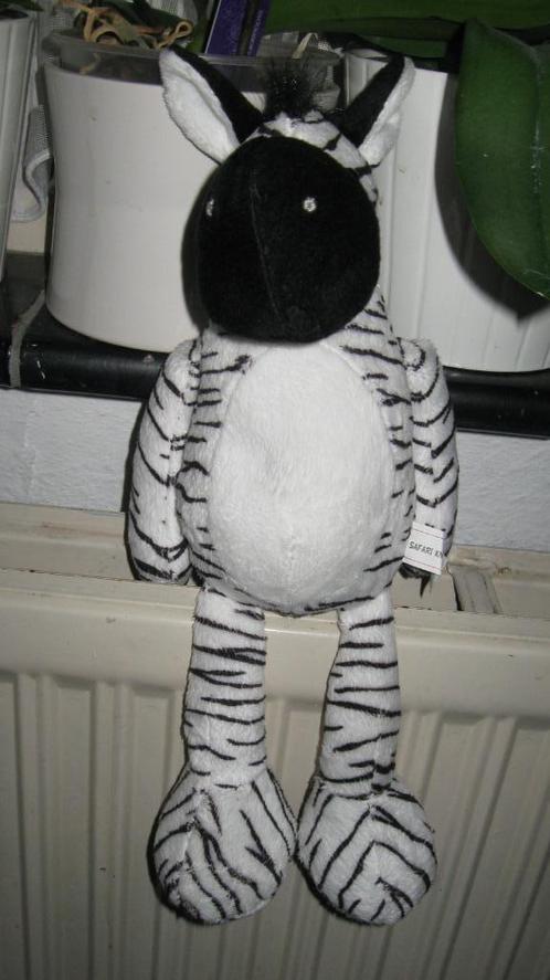 Zebra . Merk : Safari knuffels. { nieuw }, Kinderen en Baby's, Speelgoed | Knuffels en Pluche, Nieuw, Overige typen, Ophalen of Verzenden