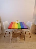 Houten tafel in regenboogkleuren 75*90, Huis en Inrichting, Tafels | Eettafels, 50 tot 100 cm, Nieuw, Rechthoekig, Drie personen