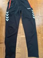 Hummel trainingsbroek maat S, Zwart, Ophalen of Verzenden, Zo goed als nieuw, Maat 46 (S) of kleiner